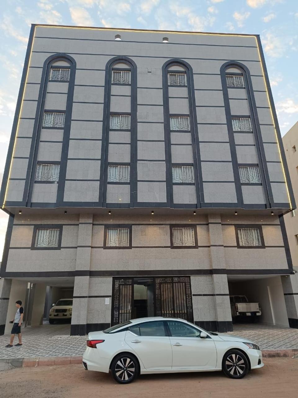 Yaqoot Al Madina Suites Al Awali Exterior foto