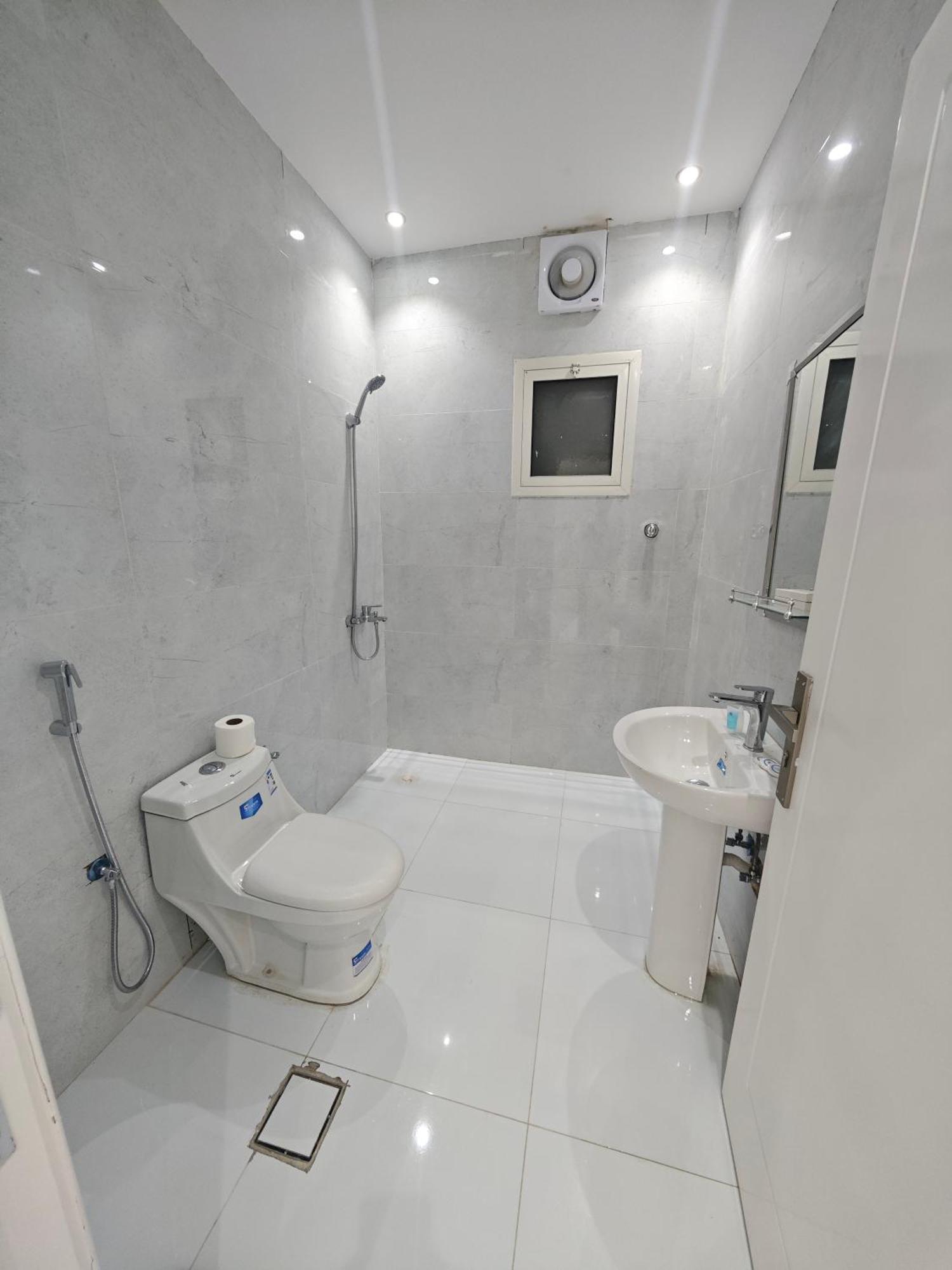 Yaqoot Al Madina Suites Al Awali Exterior foto