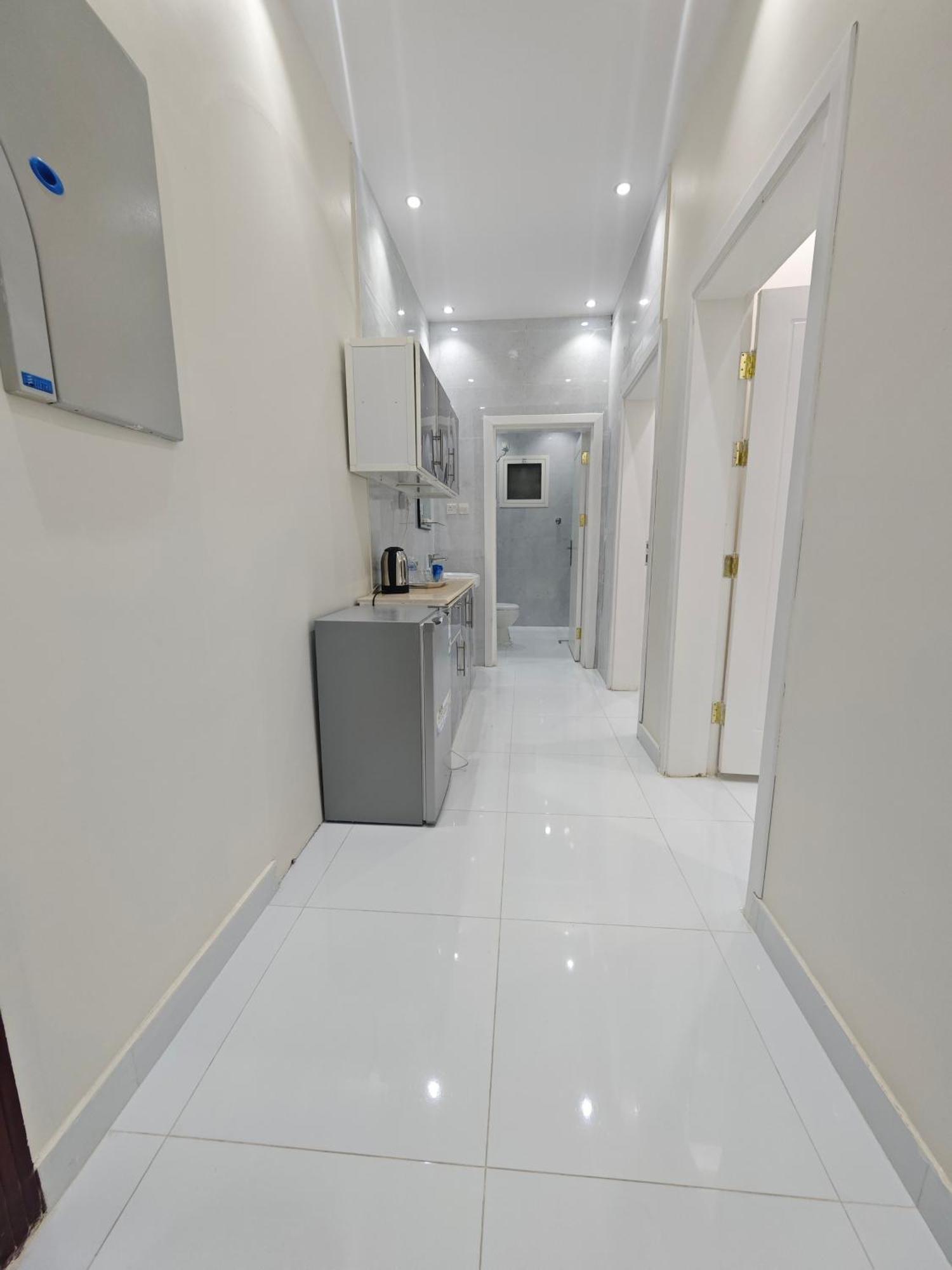 Yaqoot Al Madina Suites Al Awali Exterior foto