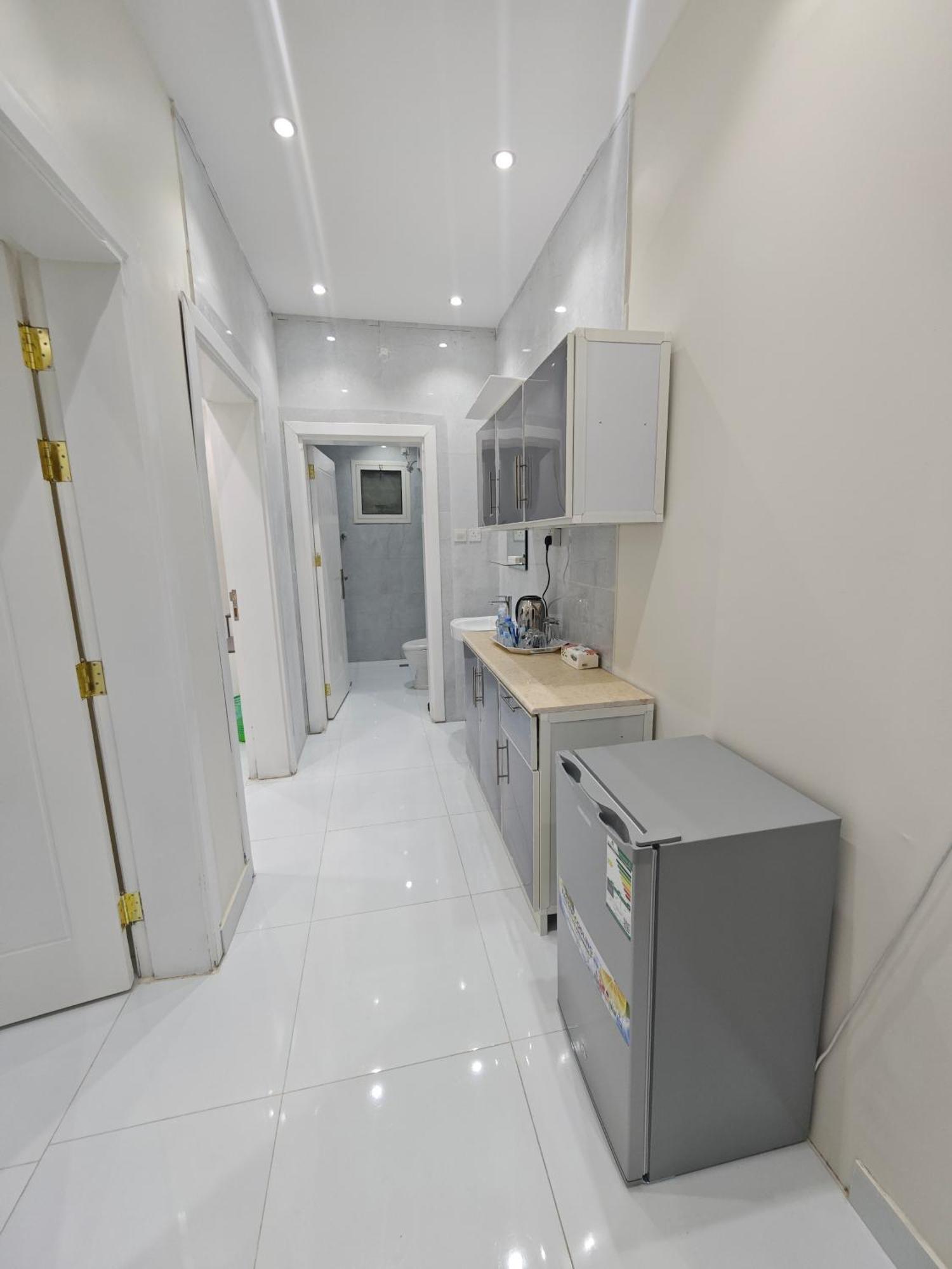 Yaqoot Al Madina Suites Al Awali Exterior foto
