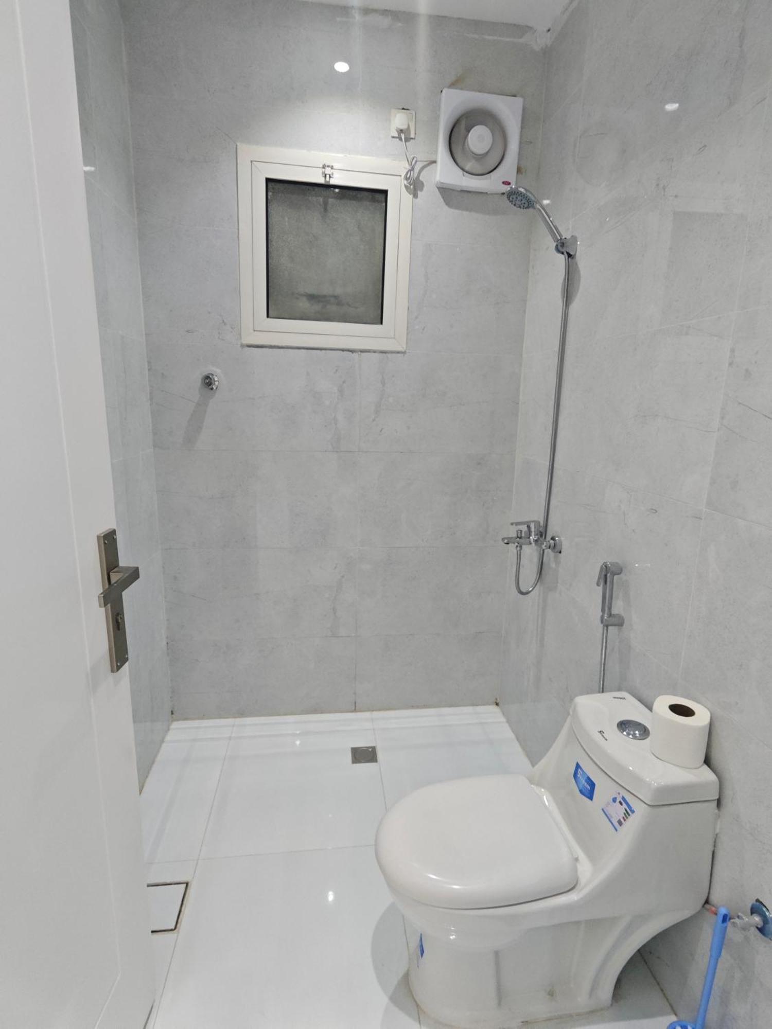 Yaqoot Al Madina Suites Al Awali Exterior foto